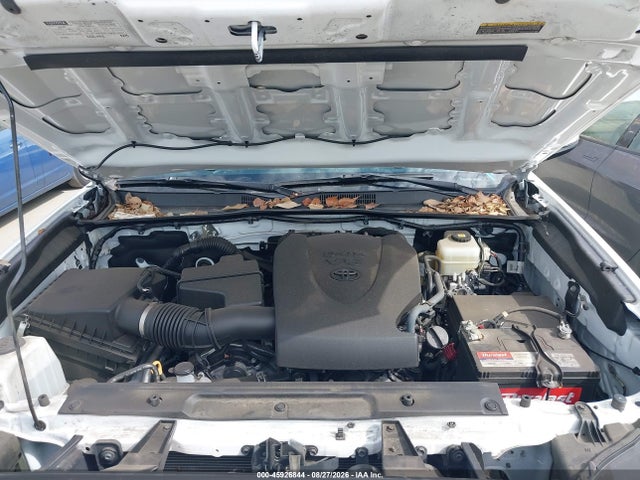 2022 Toyota Tacoma Trd Off Road მანქანა იყიდება აუქციონზე, vin: 3TMCZ5AN1NM456989, აუქციონის ნომერი: 45926844