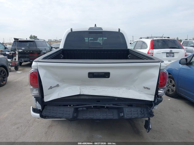 2022 Toyota Tacoma Trd Off Road მანქანა იყიდება აუქციონზე, vin: 3TMCZ5AN1NM456989, აუქციონის ნომერი: 45926844