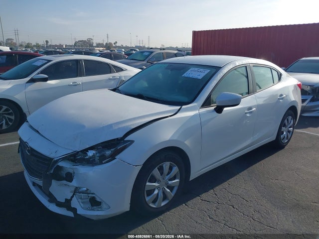 Продажа на аукционе авто 2015 Mazda Mazda3 I Sport, vin: 3MZBM1U72FM197928, номер лота: 45926861