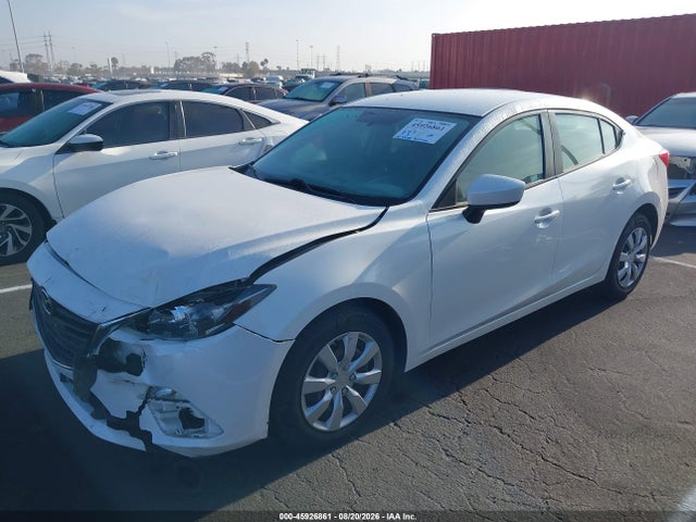 Продажа на аукционе авто 2015 Mazda Mazda3 I Sport, vin: 3MZBM1U72FM197928, номер лота: 45926861