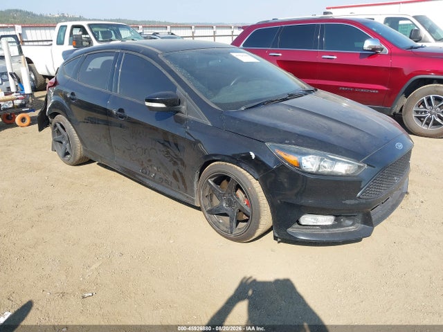 45926880 :رقم المزاد ، 1FADP3L91HL255524 vin ، 2017 Ford Focus St مزاد بيع