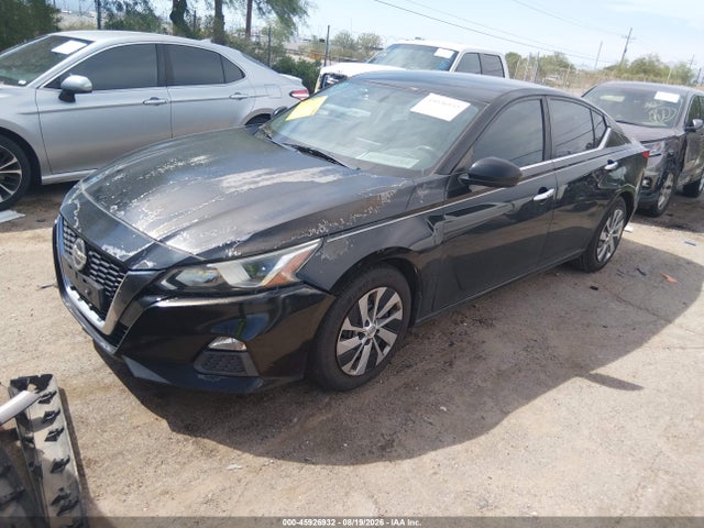 45926932 :رقم المزاد ، 1N4BL4BV4LC132381 vin ، 2020 Nissan Altima S Fwd مزاد بيع
