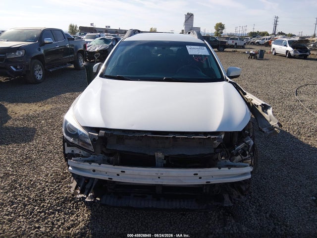 2017 Subaru Outback 2.5i Premium მანქანა იყიდება აუქციონზე, vin: 4S4BSACC5H3432751, აუქციონის ნომერი: 45926945