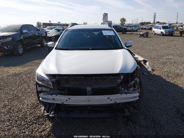 2017 Subaru Outback 2.5i Premium მანქანა იყიდება აუქციონზე, vin: 4S4BSACC5H3432751, აუქციონის ნომერი: 45926945