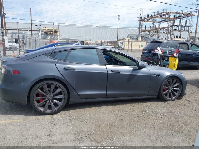 Tesla Model S 90d/p100d/p85d/p90d 2016 5YJSA1E45GF177579 Image 12