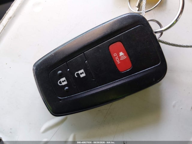 Toyota Prius Three Touring 2016 JTDKARFU8G3006982 Image 11