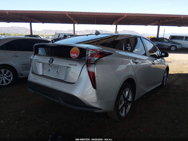 Toyota Prius Three Touring 2016 JTDKARFU8G3006982 Image 4