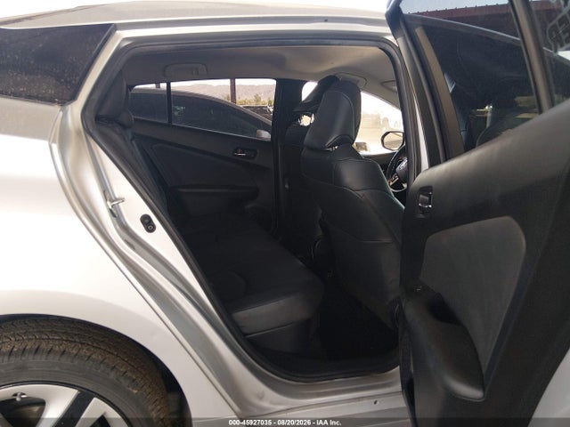 Toyota Prius Three Touring 2016 JTDKARFU8G3006982 Image 8