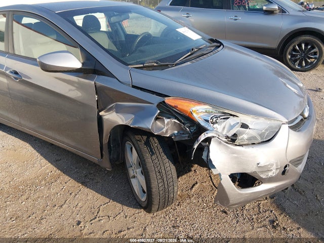 Продажа на аукционе авто 2013 Hyundai Elantra Gls, vin: KMHDH4AE6DU920334, номер лота: 45927037