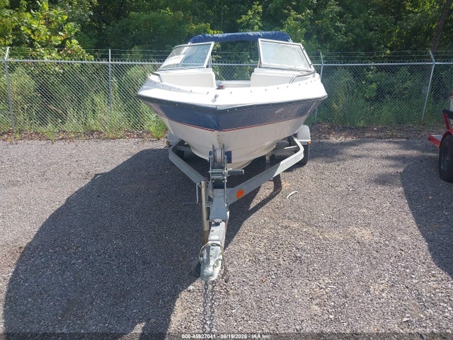 Продажа на аукционе авто 2005 Bayliner 195 Classic Runabout, vin: USHJ02CLB505, номер лота: 45927041