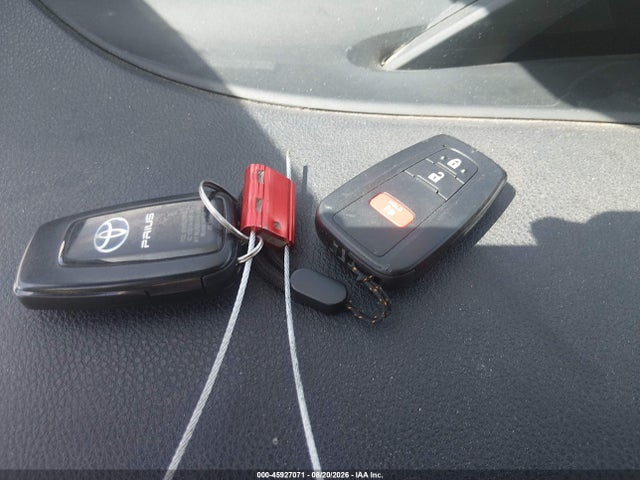 2022 Toyota Prius Nightshade Edition Awd-e მანქანა იყიდება აუქციონზე, vin: JTDL9MFU5N3036521, აუქციონის ნომერი: 45927071