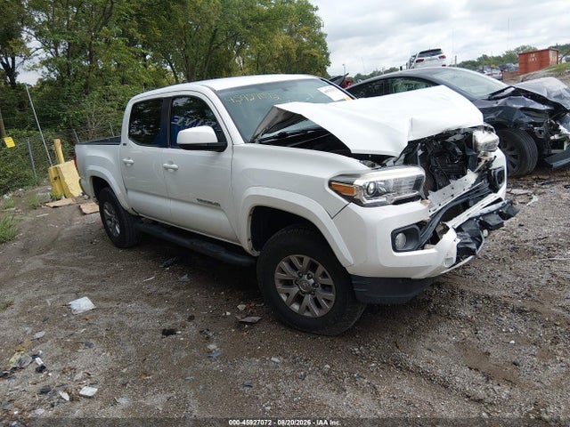 Aukcja sprzedaży 2017 Toyota Tacoma Sr5 V6, vin: 3TMCZ5AN4HM105191, numer aukcji: 45927072