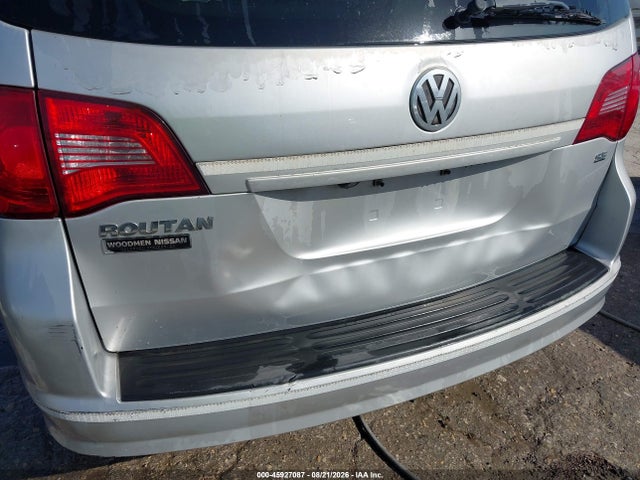 2010 Volkswagen Routan Se მანქანა იყიდება აუქციონზე, vin: 2V4RW3D16AR294592, აუქციონის ნომერი: 45927087