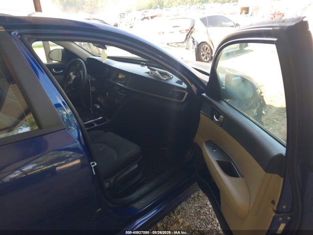 KIA Optima Lx 2017 5XXGT4L32HG162662 Image 5