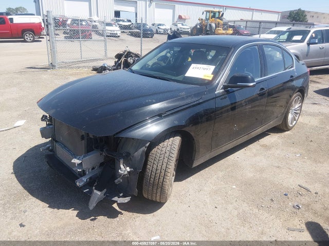 45927097 :رقم المزاد ، WBA3B5G50FNS13917 vin ، 2015 Bmw 328i Xdrive مزاد بيع