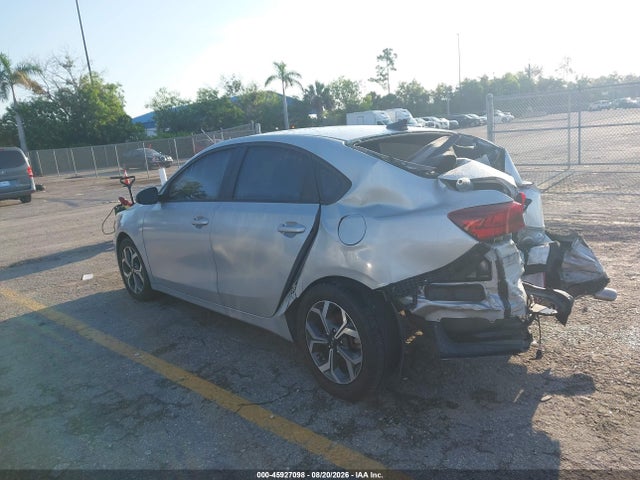 2020 Kia Forte Lxs მანქანა იყიდება აუქციონზე, vin: 3KPF24AD2LE148210, აუქციონის ნომერი: 45927098