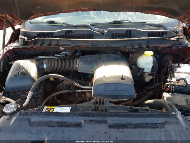 3C6JR7DG3LG223537 RAM 1500 Classic Tradesman 4x4 8&#039; Box
