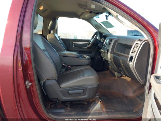 3C6JR7DG3LG223537 RAM 1500 Classic Tradesman 4x4 8&#039; Box