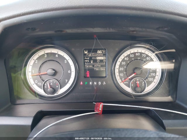 3C6JR7DG3LG223537 RAM 1500 Classic Tradesman 4x4 8&#039; Box