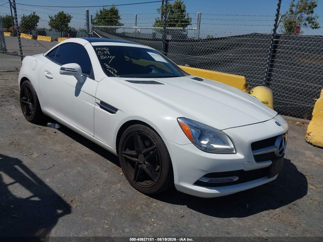 Продаж на аукціоні авто 2015 Mercedes-benz Slk 250, vin: WDDPK4HA2FF104188, номер лоту: 45927151