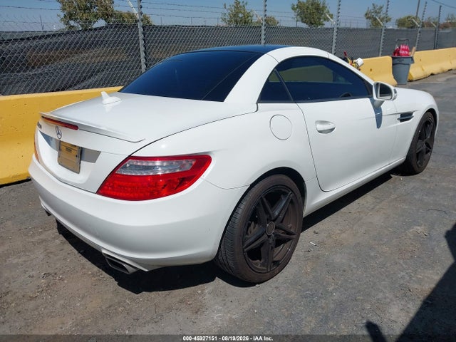 Продаж на аукціоні авто 2015 Mercedes-benz Slk 250, vin: WDDPK4HA2FF104188, номер лоту: 45927151