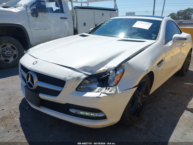 Продаж на аукціоні авто 2015 Mercedes-benz Slk 250, vin: WDDPK4HA2FF104188, номер лоту: 45927151