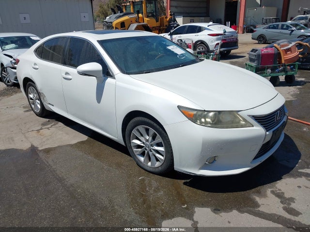 2013 Lexus Es 300h მანქანა იყიდება აუქციონზე, vin: JTHBW1GG9D2004606, აუქციონის ნომერი: 45927168