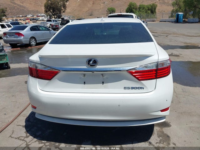 2013 Lexus Es 300h მანქანა იყიდება აუქციონზე, vin: JTHBW1GG9D2004606, აუქციონის ნომერი: 45927168