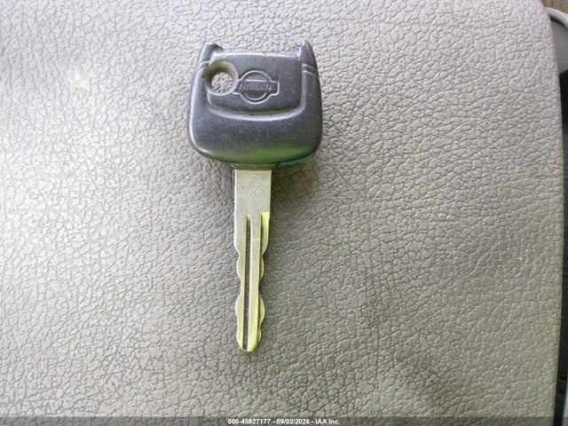45927177 :رقم المزاد ، JN1CA31D9YT529084 vin ، 2000 Nissan Maxima Gle/gxe/se مزاد بيع