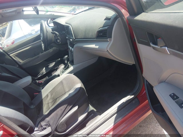 Продажа на аукционе авто 2019 Hyundai Elantra Sel, vin: KMHD84LF1KU745879, номер лота: 45927282