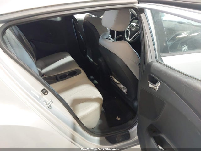 Продаж на аукціоні авто 2012 Hyundai Veloster Base W/gray, vin: KMHTC6AD6CU056901, номер лоту: 45927339