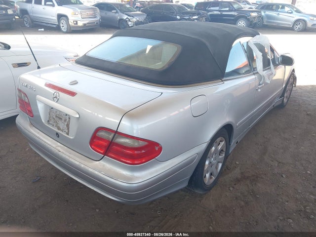 45927340 :رقم المزاد ، WDBLK65G42T115815 vin ، 2002 Mercedes-benz Clk 320 مزاد بيع