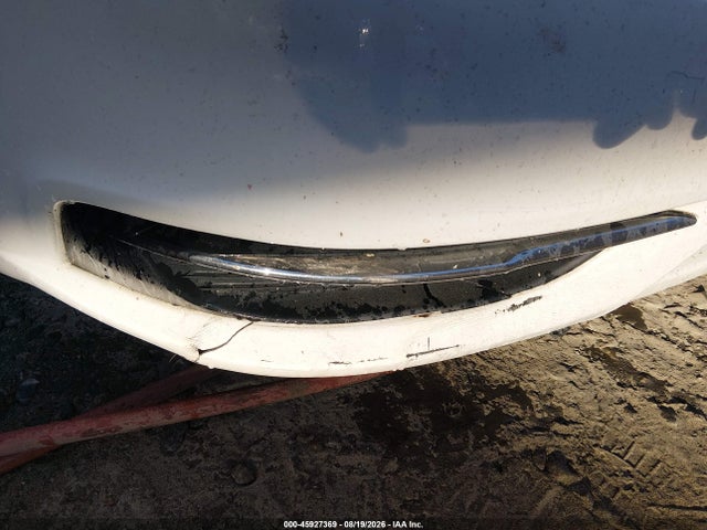 2014 Chrysler 200 Touring მანქანა იყიდება აუქციონზე, vin: 1C3CCBBG5EN106615, აუქციონის ნომერი: 45927369