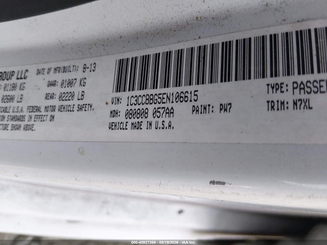 2014 Chrysler 200 Touring მანქანა იყიდება აუქციონზე, vin: 1C3CCBBG5EN106615, აუქციონის ნომერი: 45927369