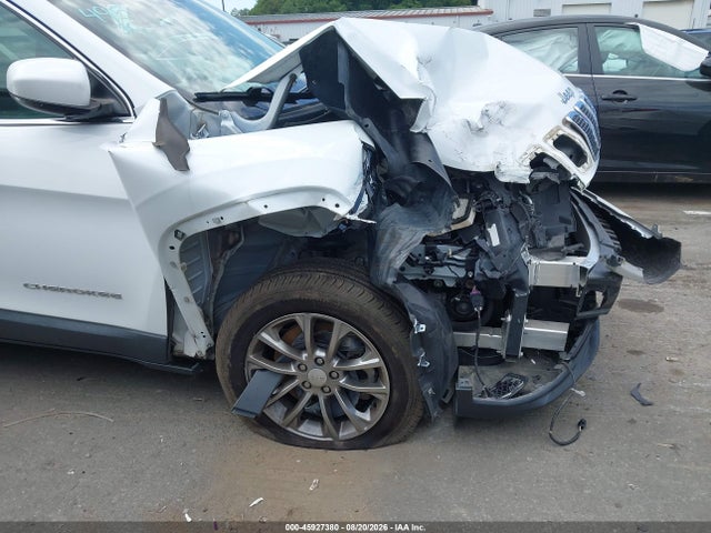 Auction sale of the 2019 Jeep Cherokee Latitude Plus Fwd, vin: 1C4PJLLB8KD383689, lot number: 45927380