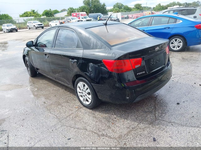 45927395 :رقم المزاد ، KNAFT4A25A5851107 vin ، 2010 Kia Forte Lx مزاد بيع
