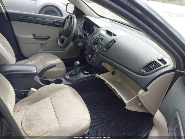 45927395 :رقم المزاد ، KNAFT4A25A5851107 vin ، 2010 Kia Forte Lx مزاد بيع