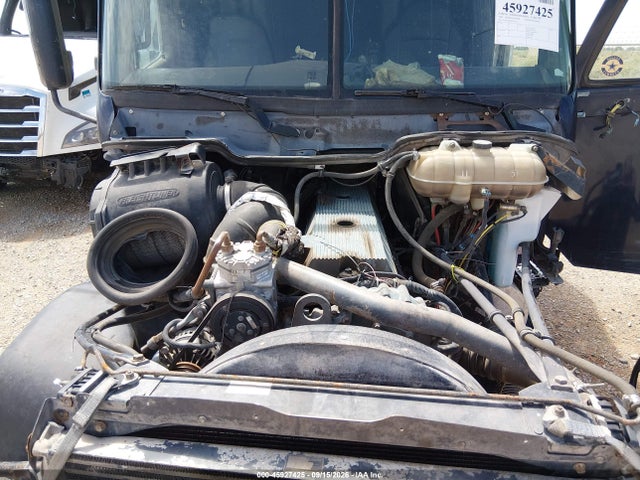 1998 Freightliner Conventional Flc120 მანქანა იყიდება აუქციონზე, vin: 1FUYSSZB0WP954527, აუქციონის ნომერი: 45927425