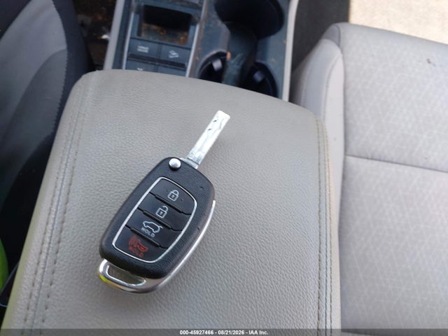 2017 Hyundai Tucson Se მანქანა იყიდება აუქციონზე, vin: KM8J3CA46HU316842, აუქციონის ნომერი: 45927466