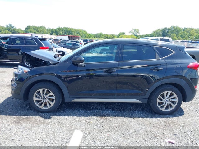 2017 Hyundai Tucson Se მანქანა იყიდება აუქციონზე, vin: KM8J3CA46HU316842, აუქციონის ნომერი: 45927466