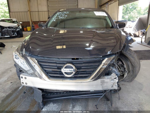 45927480 :رقم المزاد ، 1N4AL3AP5HC114701 vin ، 2017 Nissan Altima 2.5/2.5 S/2.5 Sl/2.5 Sr/2.5 Sv مزاد بيع