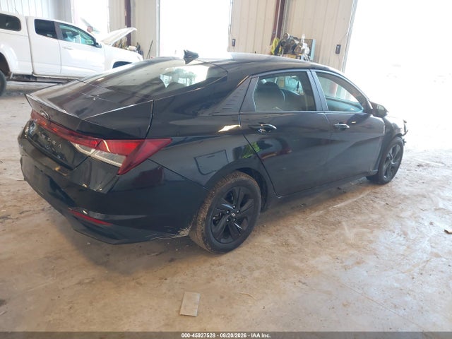 45927528 :رقم المزاد ، 5NPLM4AG9MH023483 vin ، 2021 Hyundai Elantra Sel مزاد بيع