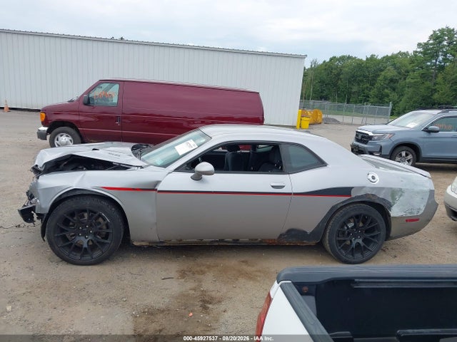 45927537 :رقم المزاد ، 2C3CDYBT0EH260669 vin ، 2014 Dodge Challenger R/t مزاد بيع