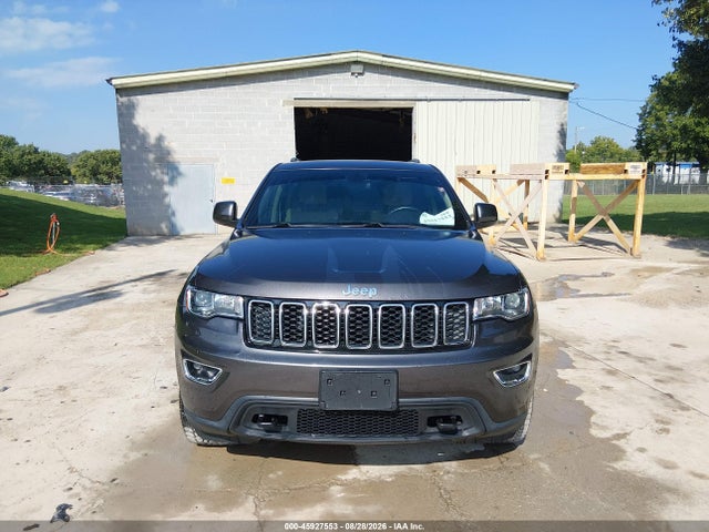 2018 Jeep Grand Cherokee Laredo E 4x4 მანქანა იყიდება აუქციონზე, vin: 1C4RJFAG0JC420098, აუქციონის ნომერი: 45927553