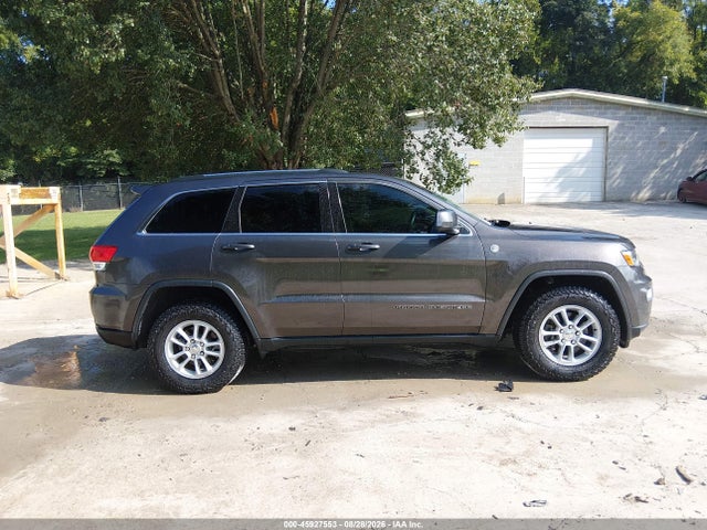 2018 Jeep Grand Cherokee Laredo E 4x4 მანქანა იყიდება აუქციონზე, vin: 1C4RJFAG0JC420098, აუქციონის ნომერი: 45927553