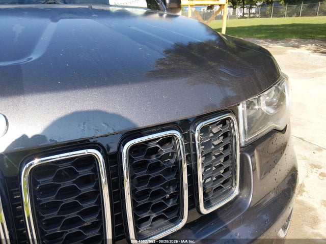 2018 Jeep Grand Cherokee Laredo E 4x4 მანქანა იყიდება აუქციონზე, vin: 1C4RJFAG0JC420098, აუქციონის ნომერი: 45927553