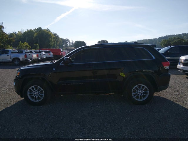 2018 Jeep Grand Cherokee Laredo E 4x4 მანქანა იყიდება აუქციონზე, vin: 1C4RJFAG9JC420097, აუქციონის ნომერი: 45927569