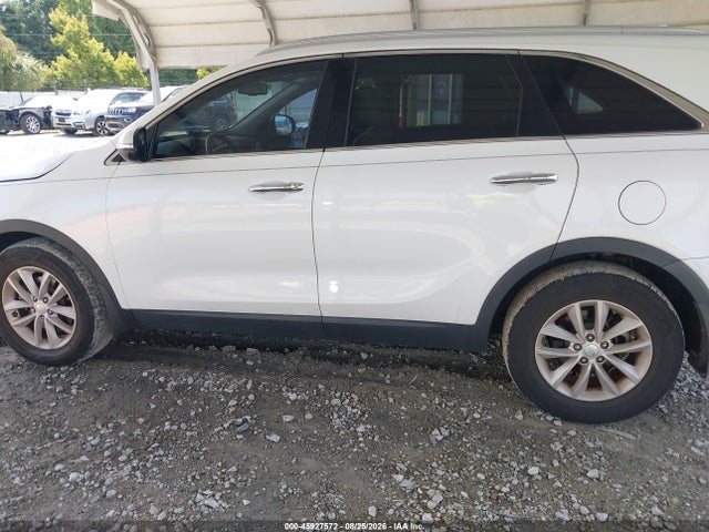 45927572 :رقم المزاد ، 5XYPG4A39GG056856 vin ، 2016 Kia Sorento 2.4l Lx مزاد بيع