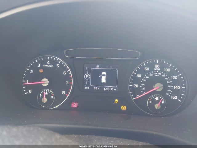 45927572 :رقم المزاد ، 5XYPG4A39GG056856 vin ، 2016 Kia Sorento 2.4l Lx مزاد بيع