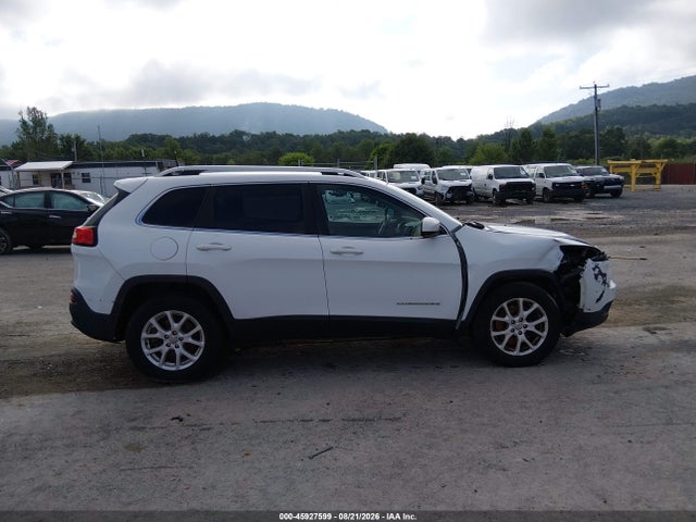 Продаж на аукціоні авто 2015 Jeep Cherokee Latitude, vin: 1C4PJMCB3FW795552, номер лоту: 45927599
